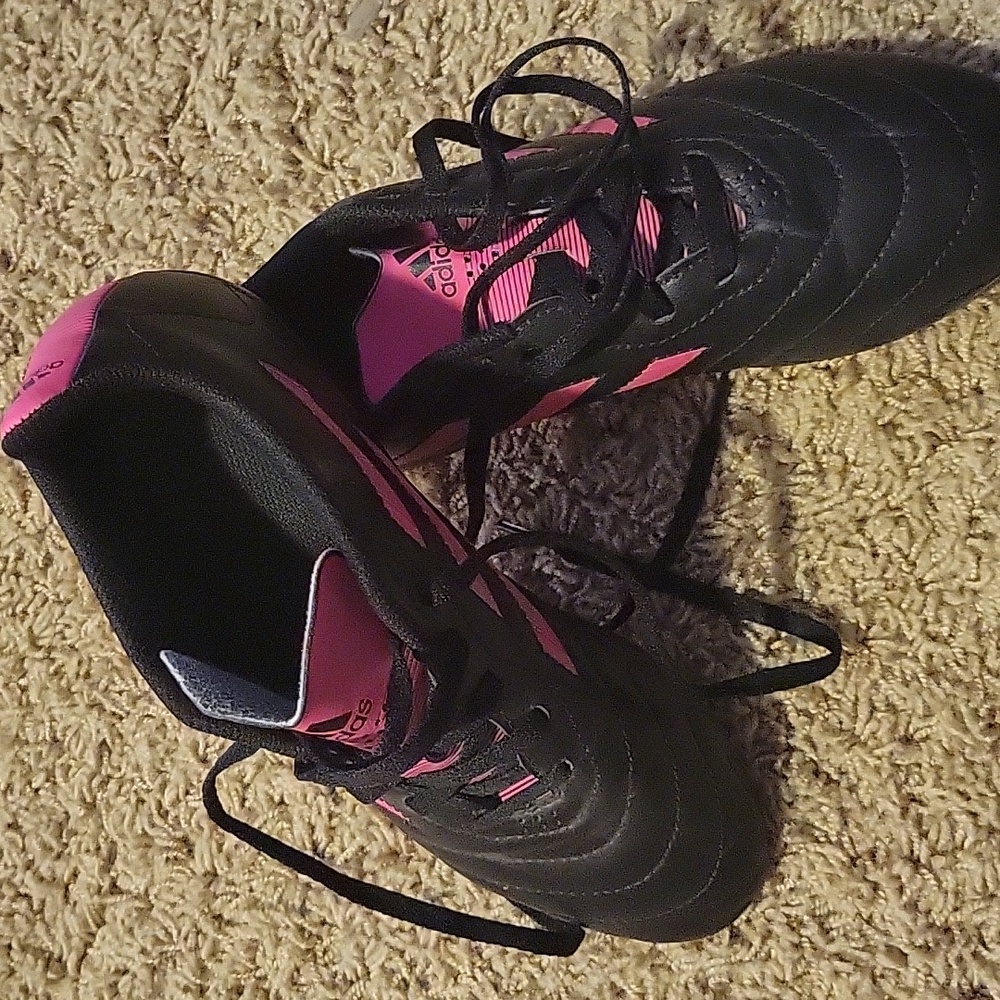 Adidas Pink Stripe Soccer Cleats Size 5